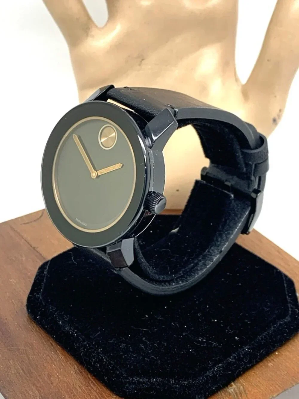 Movado Men's Watch 3600297 Bold Swiss Quartz Black Dial Leather Strap 42mm